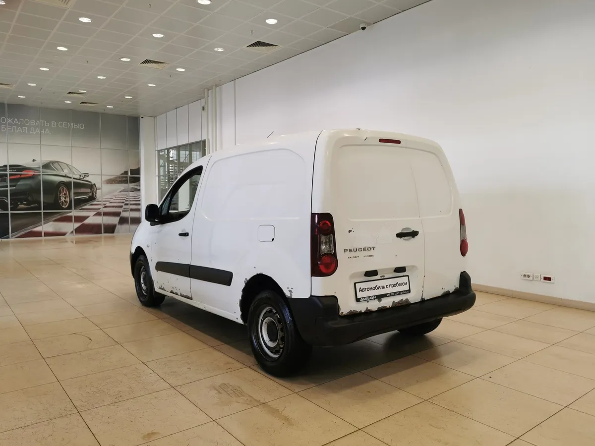 Peugeot Partner 1.6 MT (110 л.с.) Белый в АВИЛОН. Слайд №4