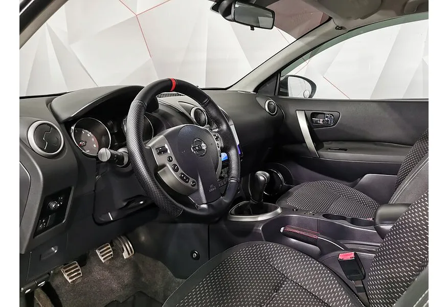 Nissan Qashqai 1.6 MT FWD (115 л.с.) Серый в АВИЛОН. Слайд №19