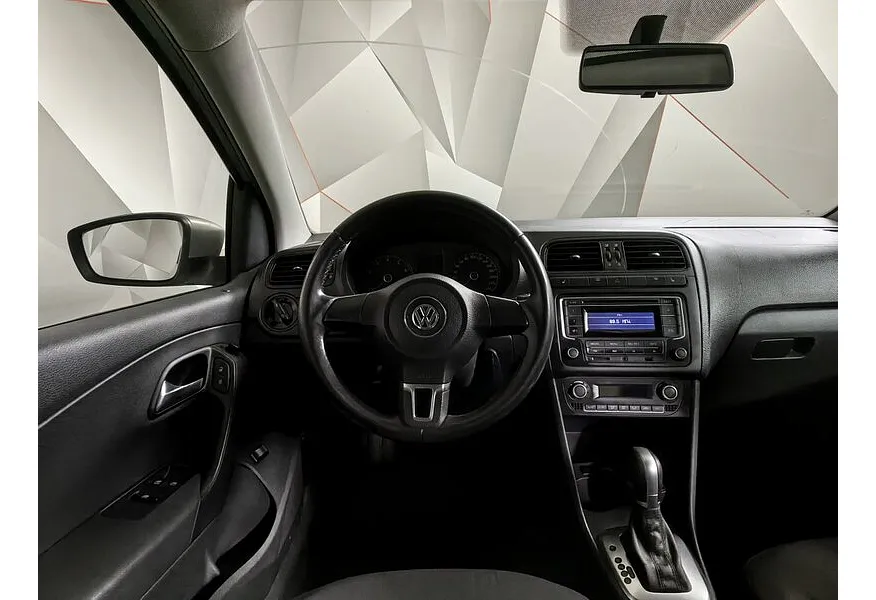 Volkswagen Polo 1.6 Tiptronic (105 л.с.) Comfortline Серебристый в АВИЛОН. Слайд №19