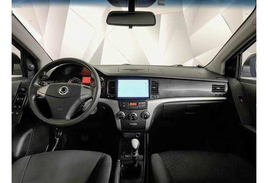 SsangYong Actyon 2.0 Xdi MT (149 л.с.) Original Черный в АВИЛОН. Слайд №14