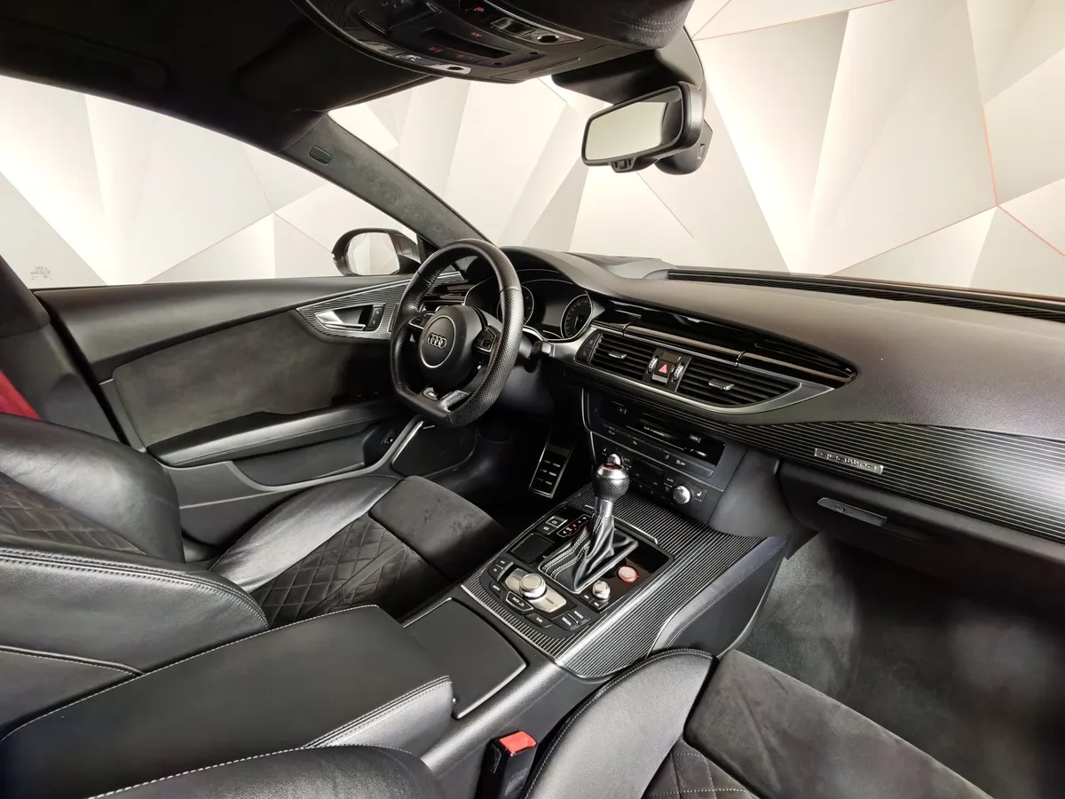 Audi RS 7 4.0 TFSI Tiptronic quattro (600 л.с.) Красный в АВИЛОН. Слайд №13
