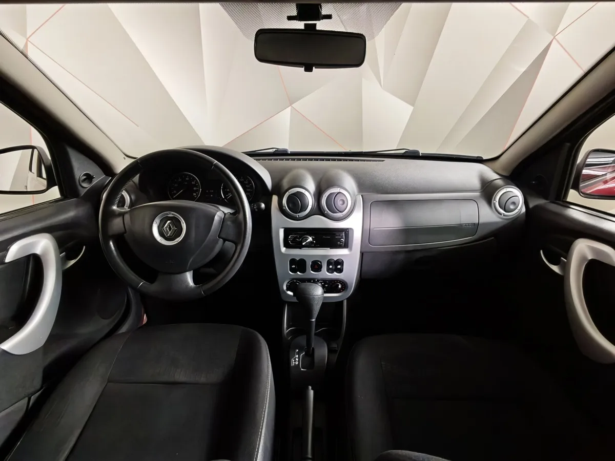Renault Sandero 1.6 AT (103 л.с.) Stepway Красный в АВИЛОН. Слайд №12