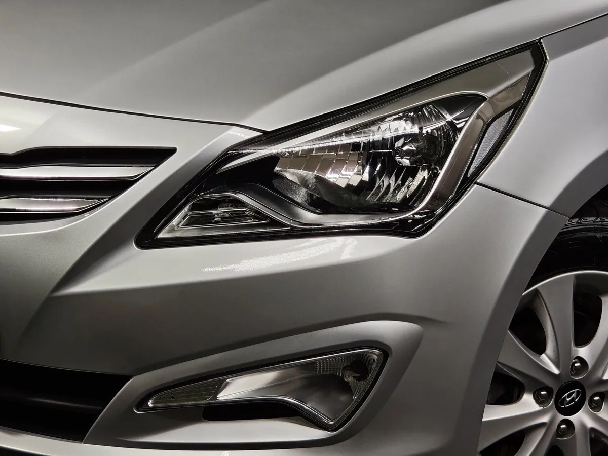 Hyundai Solaris 1.6 AT (123 л.с.) Elegance Серебристый в АВИЛОН. Слайд №10
