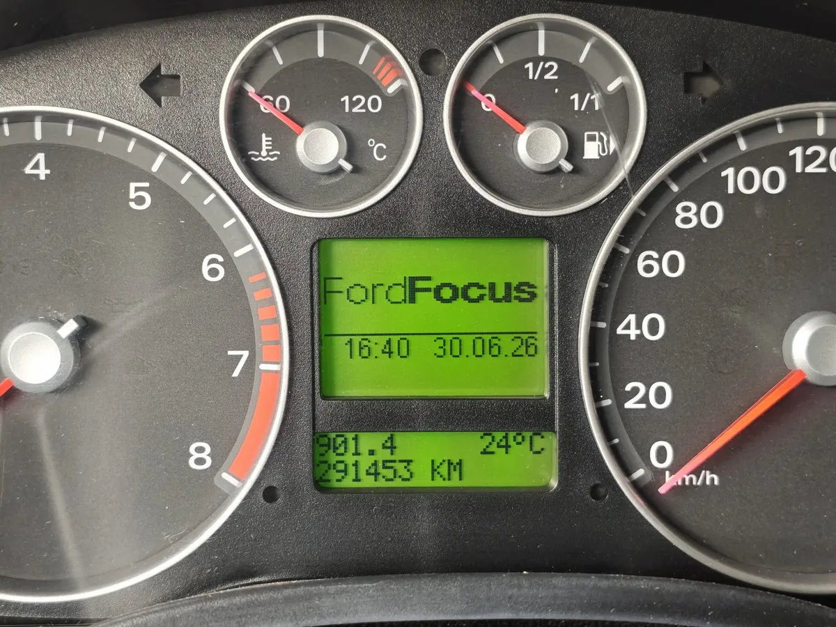 Ford Focus 1.6 AT (101 л.с.) Ghia Синий в АВИЛОН. Слайд №13