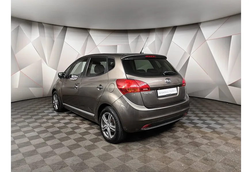 LIVE. Слайд №7