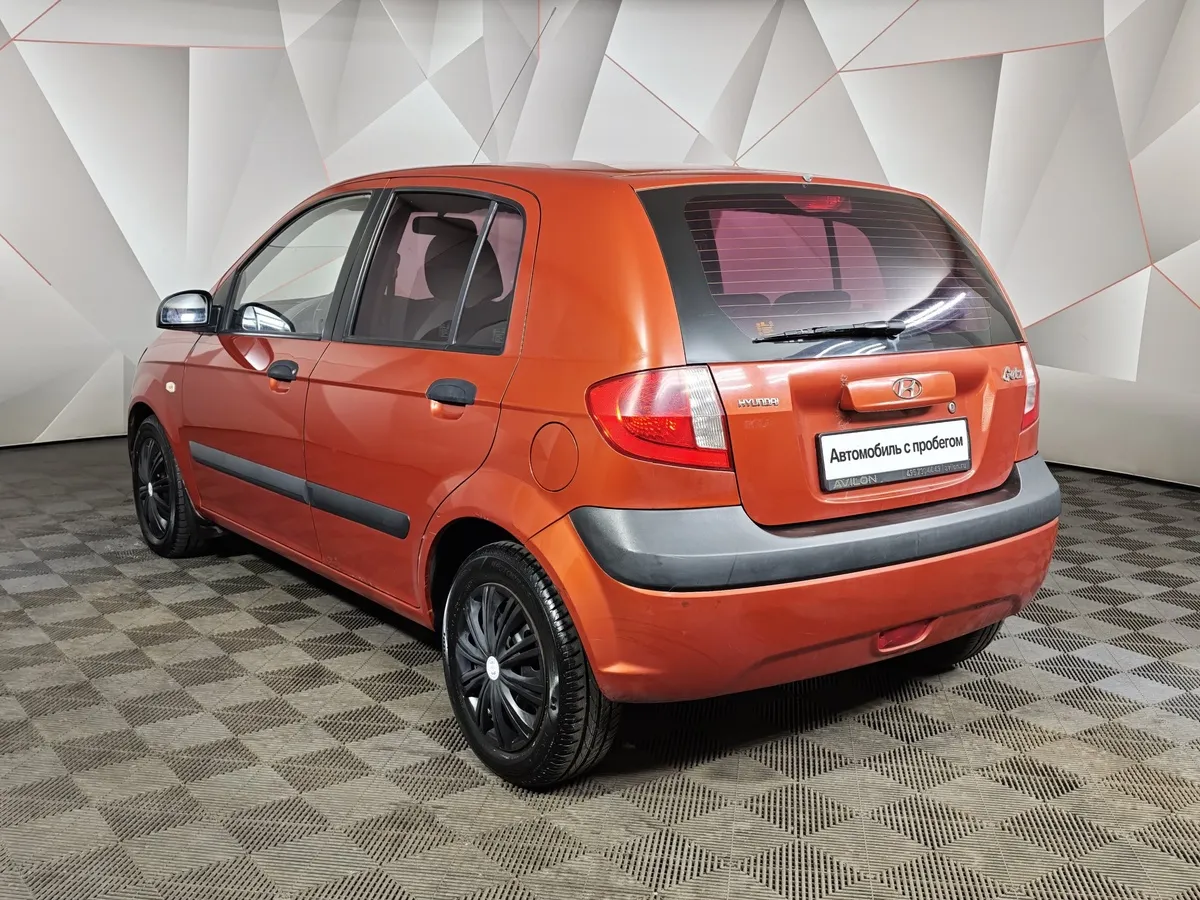 Hyundai Getz 1.4 MT (97 л.с.) Красный в АВИЛОН. Слайд №4
