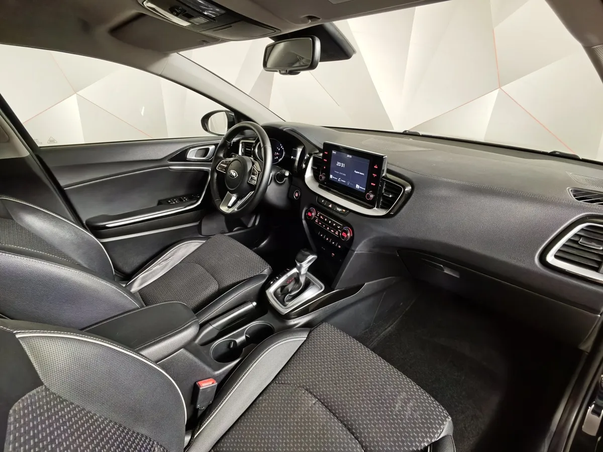 Kia XCeed 1.4 T-GDI (140 л.c.) Prestige Черный в АВИЛОН. Слайд №13