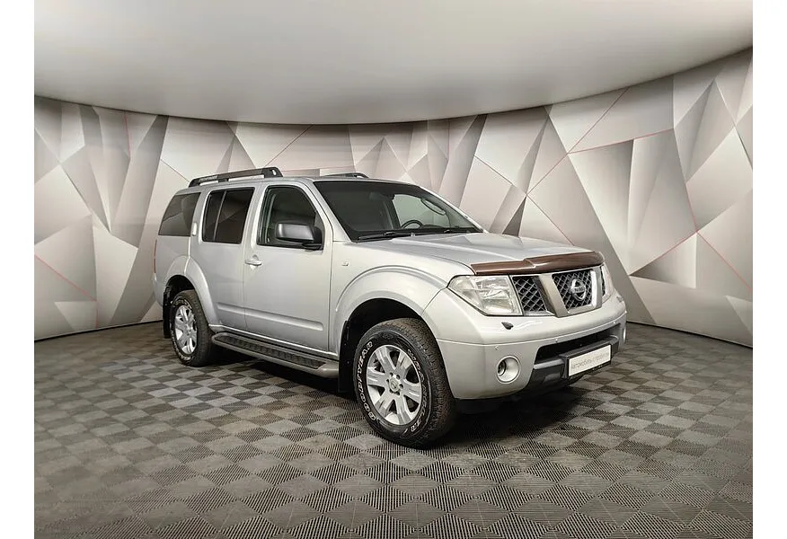 Nissan Pathfinder 2.5 dCi AT (174 л.с.) Серебристый в АВИЛОН. Слайд №3