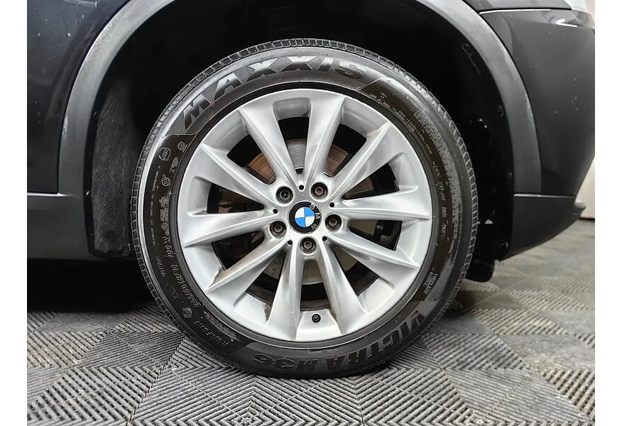 LIVE. Слайд №11