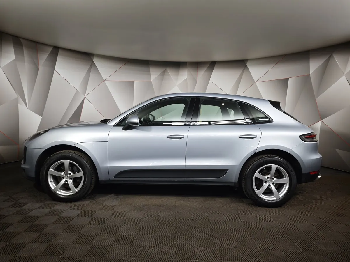 Porsche Macan 2.0 PDK AWD (252 л.с.) Серебристый в АВИЛОН. Слайд №5
