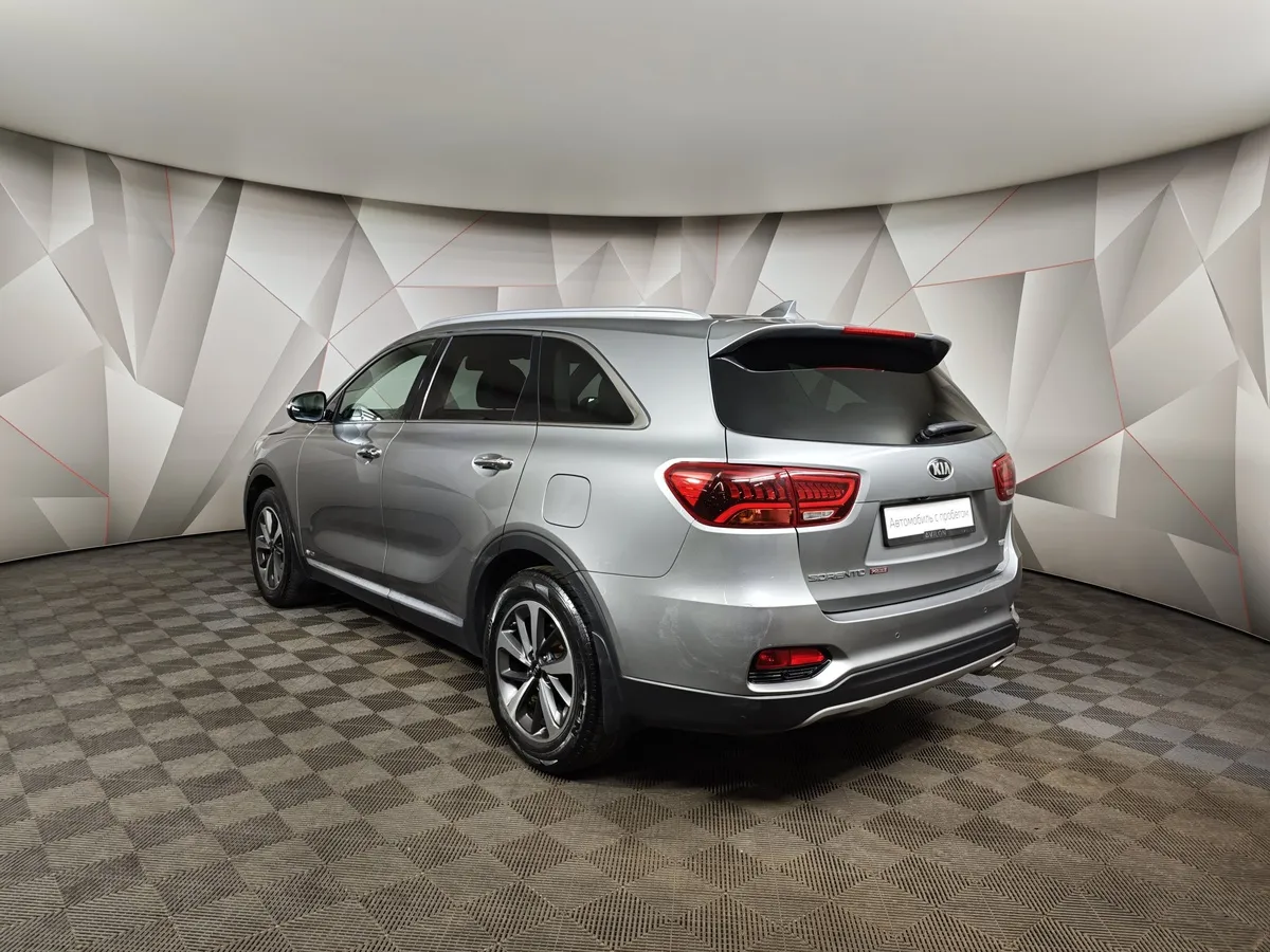 Kia Sorento 2.4 GDI AT AWD (188 л.с.) Prestige Серый в АВИЛОН. Слайд №4