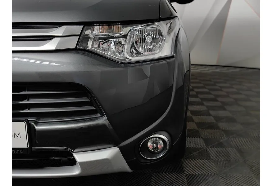Mitsubishi Outlander 2.0 CVT 4WD (146 л.с.) Серый в АВИЛОН. Слайд №10