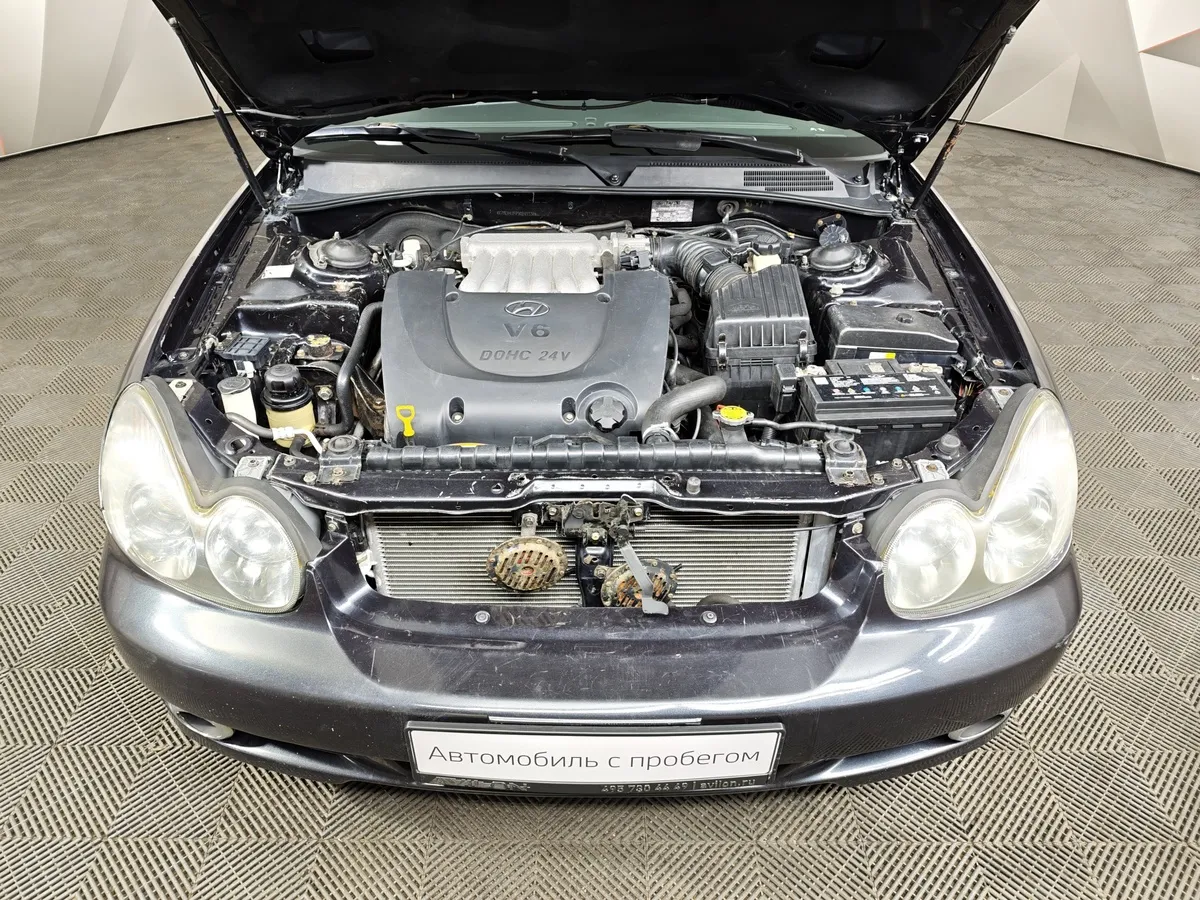 Hyundai Sonata 2.7 MT (172 л.с.) Черный в АВИЛОН. Слайд №11