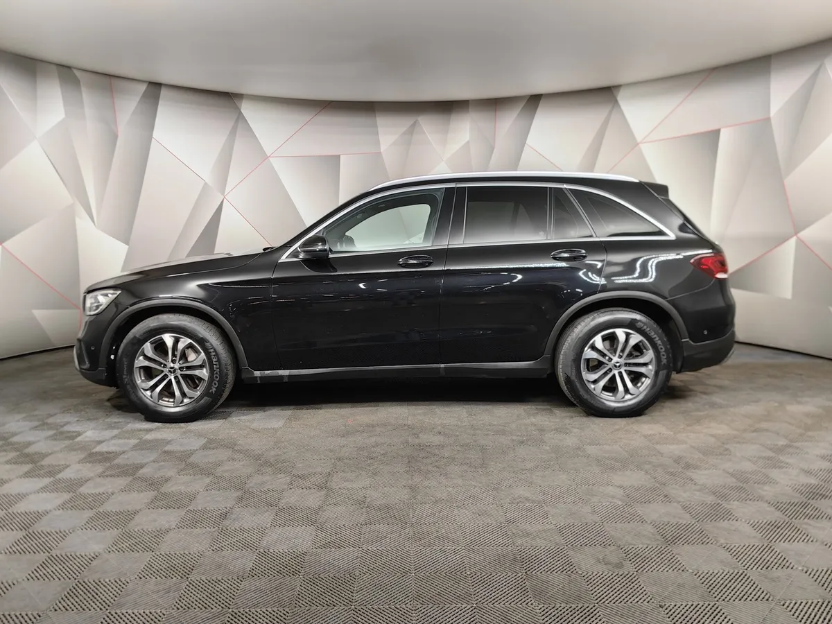 Mercedes-Benz GLC 220 d 9G-TRONIC 4MATIC (194 л.с.) Premium Черный в АВИЛОН. Слайд №5
