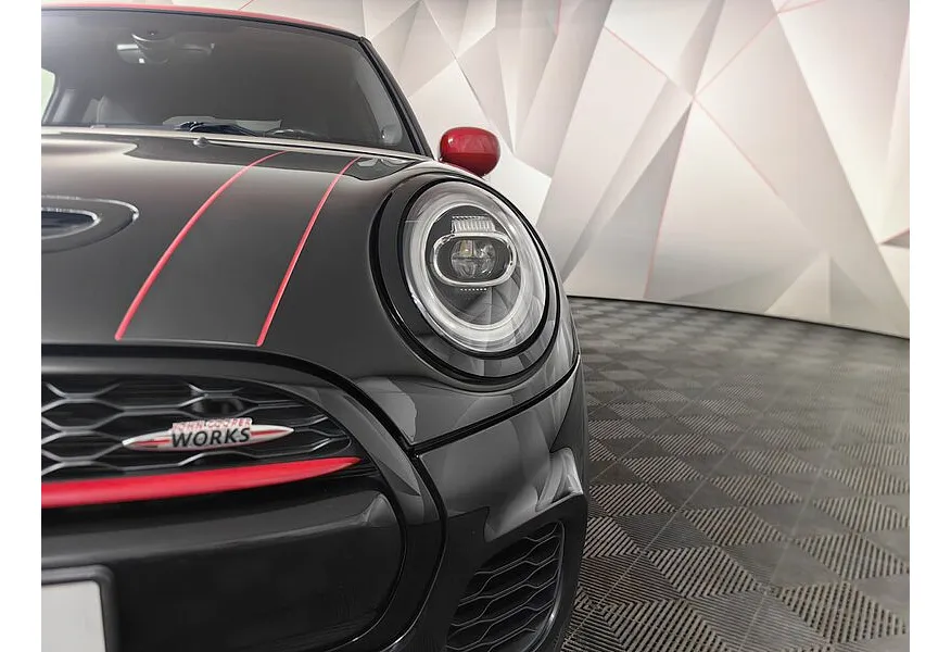 MINI 3 двери JCW 2.0 AT (231 л.с.) Черный в АВИЛОН. Слайд №8