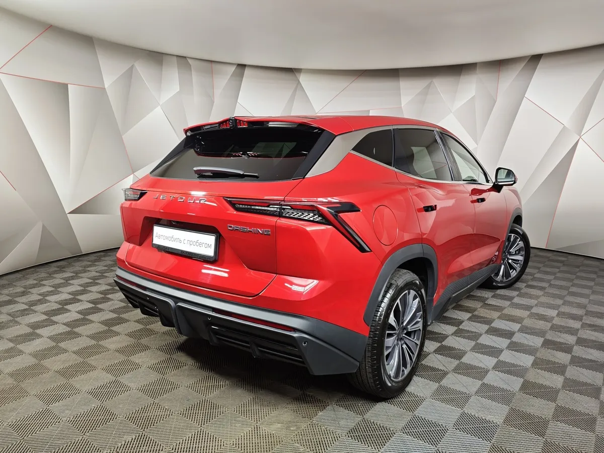 JETOUR Dashing 1.6T 7DCT 2WD (190 л.с.) Luxury Красный в АВИЛОН. Слайд №2
