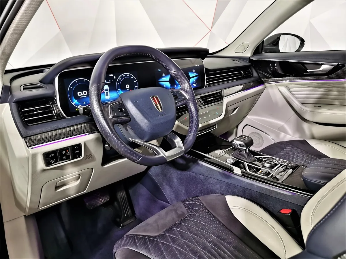 Hongqi HS5 2.0 AT 4WD (224 л.с.) Делюкс Черный в АВИЛОН. Слайд №18