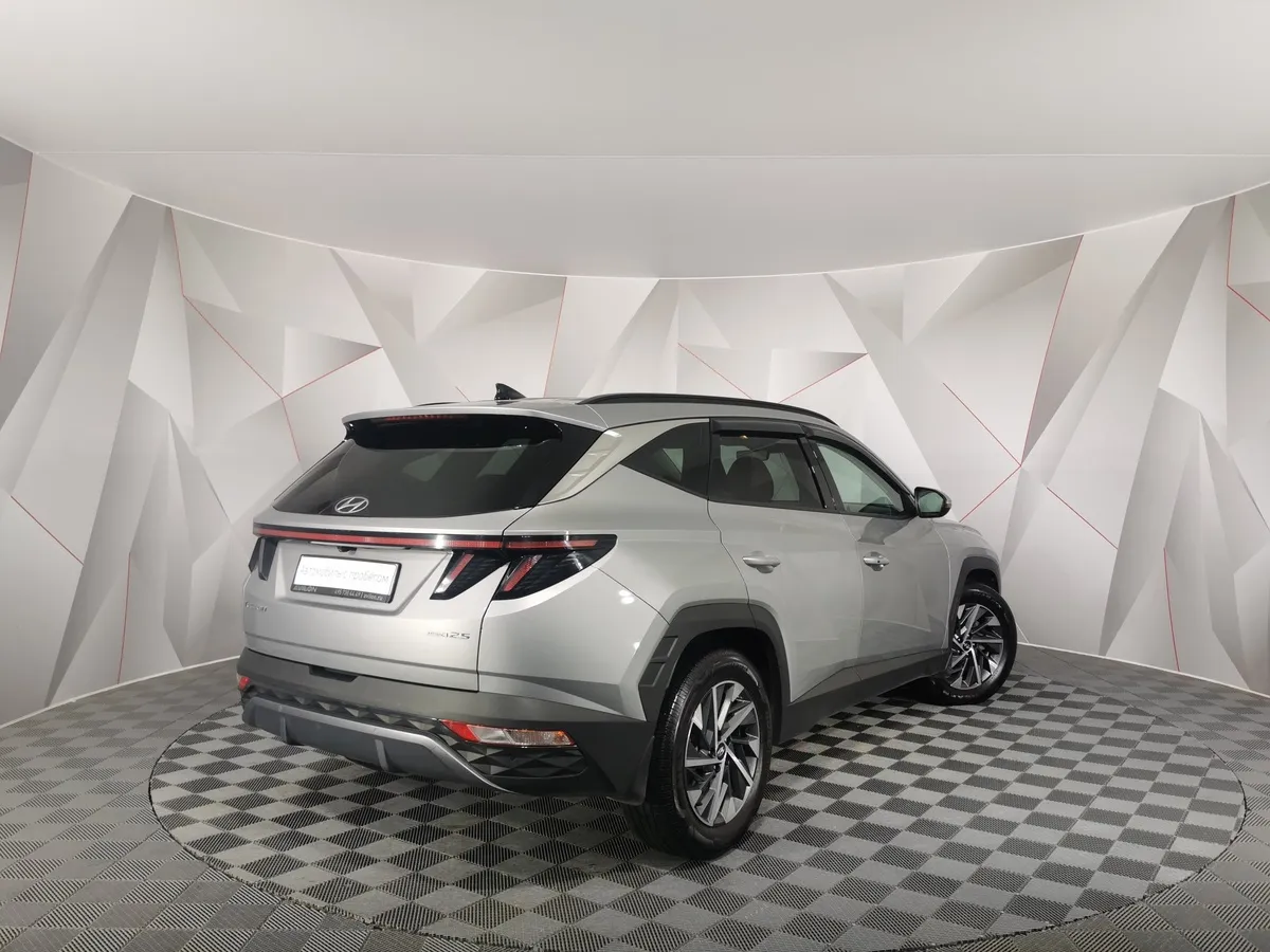 Hyundai Tucson G2.5 GDi Smartstream 8AT 4WD (190 л.с.) Prestige + Smart Sense Серый в АВИЛОН. Слайд №2
