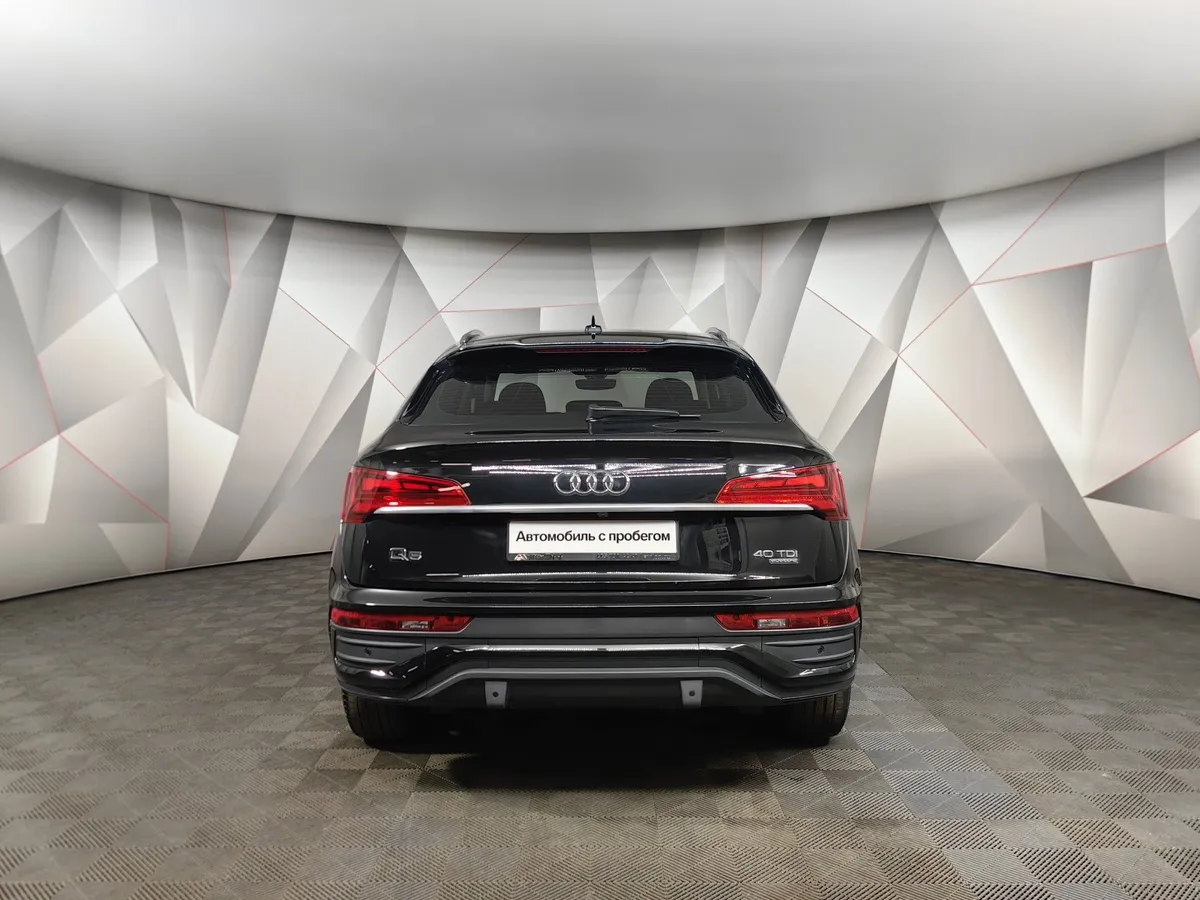 Audi Q5 Sportback 2.0 TFSI S tronic quattro (204 л.с.) Черный в АВИЛОН. Слайд №8