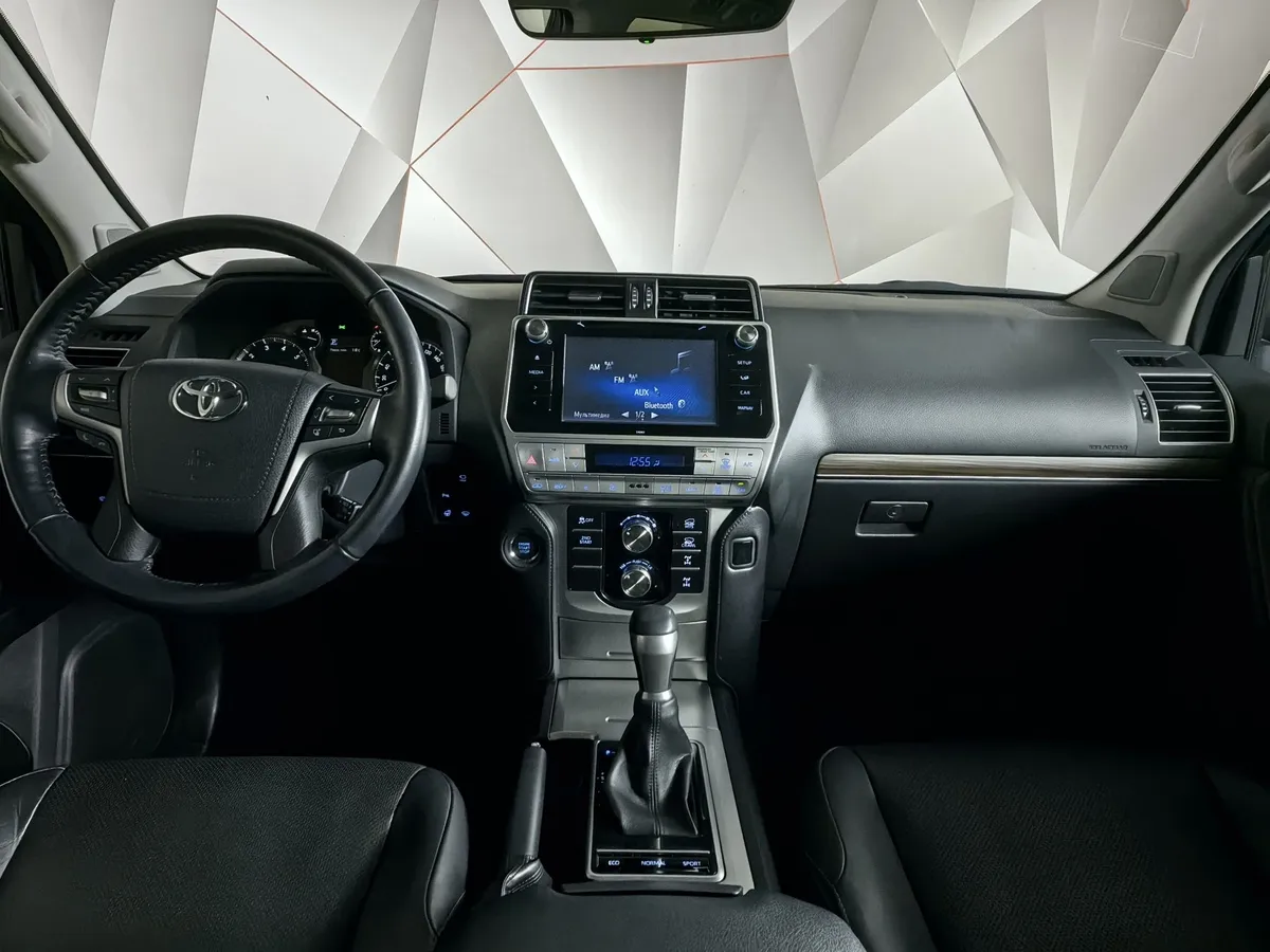 Toyota Land Cruiser Prado 4.0 AT AWD (249 л.с.) Черный в АВИЛОН. Слайд №14