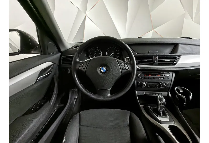 BMW X1 xDrive20i AT (184 л.с.) Коричневый в АВИЛОН. Слайд №15 BMW X1 xDrive20i AT (184 л.с.) Коричневый в АВИЛОН. Слайд №15