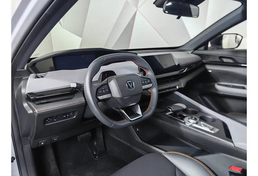 АВИЛОН - Changan UNI-V 1.5 AMT (181 л.с.) Tech Серый - slide 10