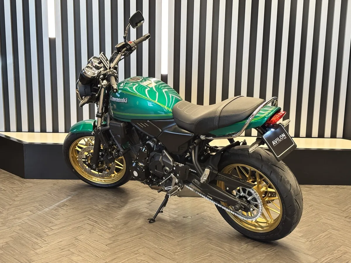 Kawasaki Z650RS 649 см³ (68 л.с.) (68) 649 Зеленый в АВИЛОН. Слайд №5