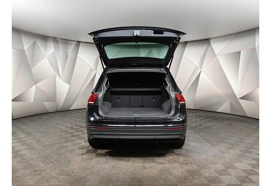 Volkswagen Tiguan 2.0 TSI 4Motion DSG (180 л.с.) Comfortline Черный в АВИЛОН. Слайд №12