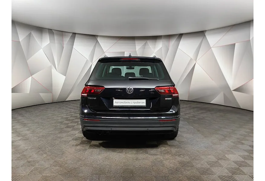 Volkswagen Tiguan 2.0 TSI 4Motion DSG (180 л.с.) Comfortline Черный в АВИЛОН. Слайд №8