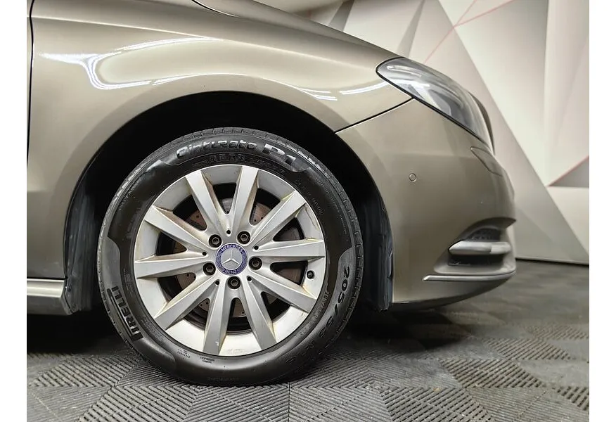 Mercedes-Benz B-Класс B 200 7G-DCT (150 л.с.) Серый в АВИЛОН. Слайд №9