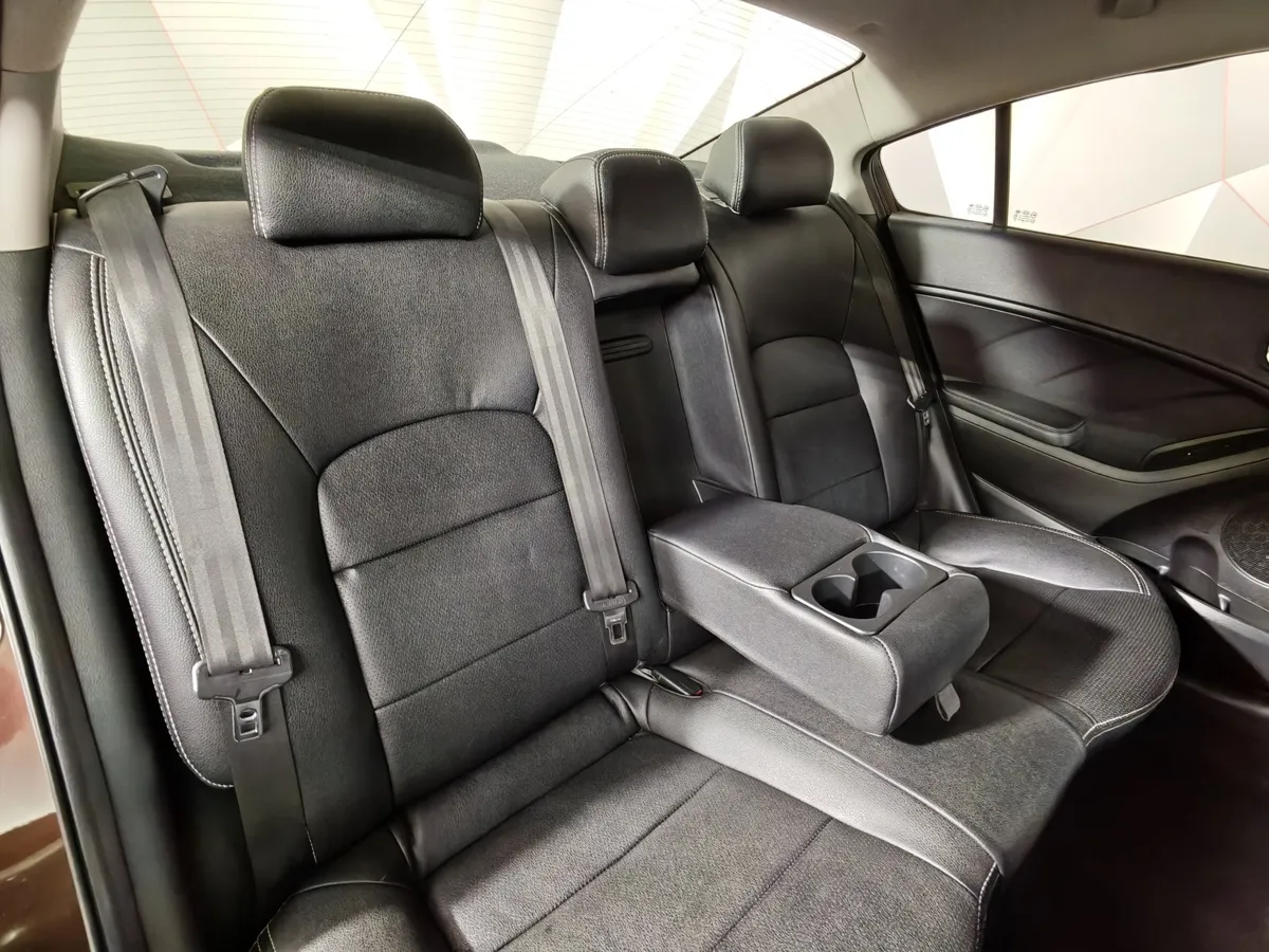 Kia Cerato 1.6 AT (130 л.с.) Коричневый в АВИЛОН. Слайд №17