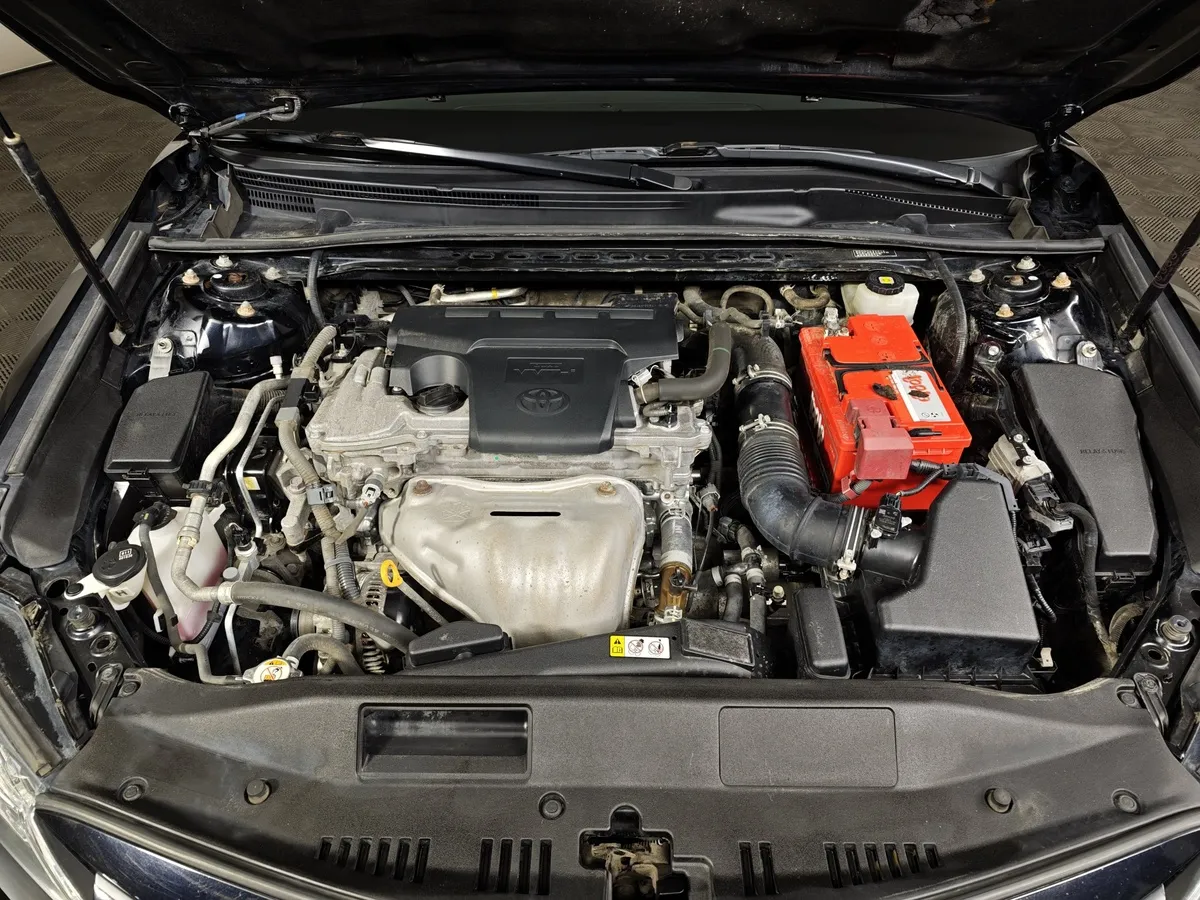 Toyota Camry 2.5 AT (181 л.с.) Черный в АВИЛОН. Слайд №11