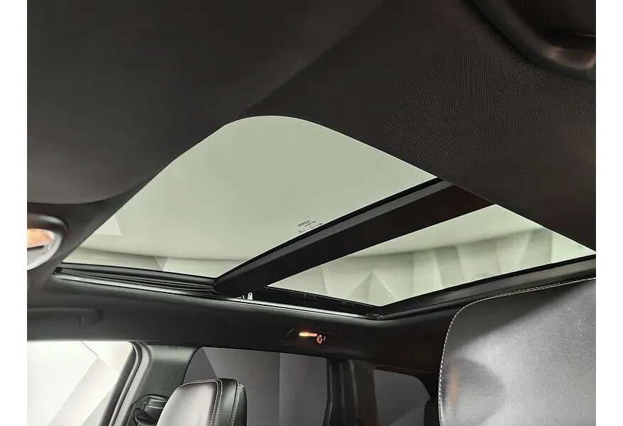 Jeep Grand Cherokee 6.4 AT SRT-8 (468 л.с.) Черный в АВИЛОН. Слайд №22