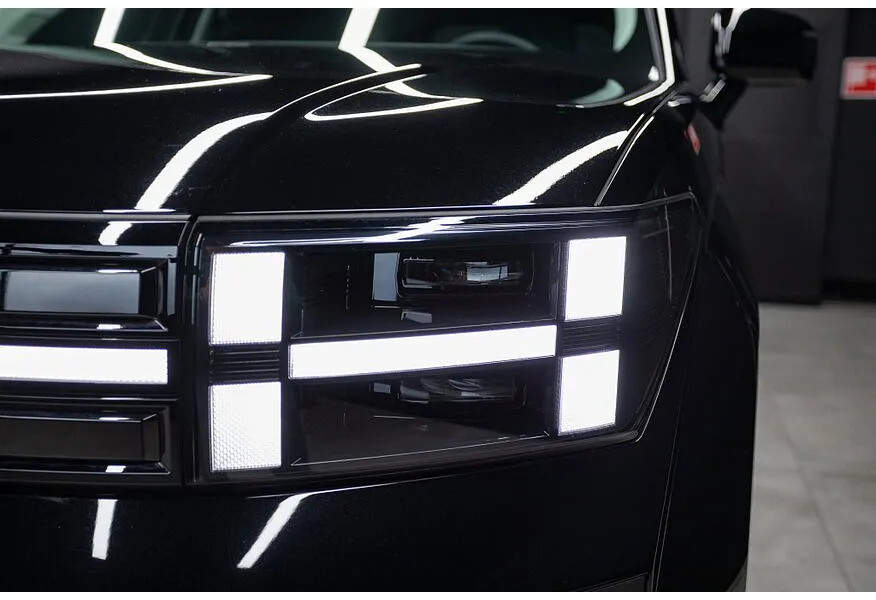 Hyundai Santa Fe 2.0 AT 4WD 7 seats (247 л.с.) Connoisseur Ultra Белый в АВИЛОН. Слайд №18