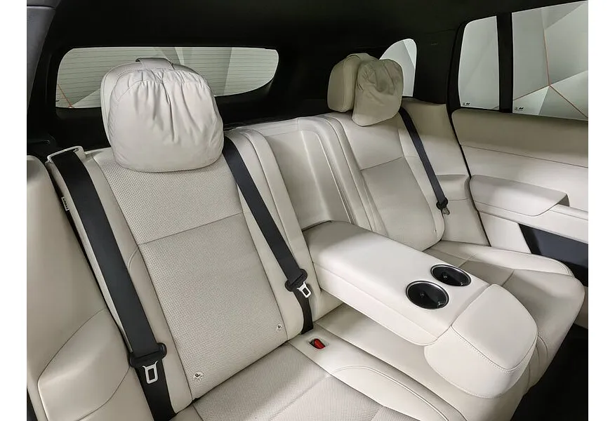 Li Auto L7 1.5 AT 4WD (449 л.с.) Max Белый в АВИЛОН. Слайд №17