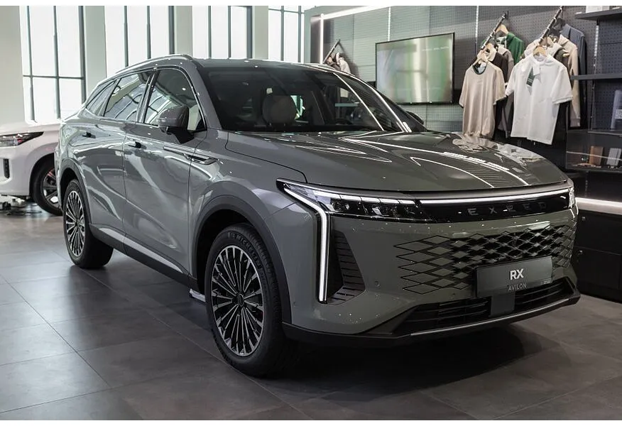 EXEED RX 2.0T 8AT 4WD (249 л.с.) Flagship Зеленый в АВИЛОН. Слайд №2