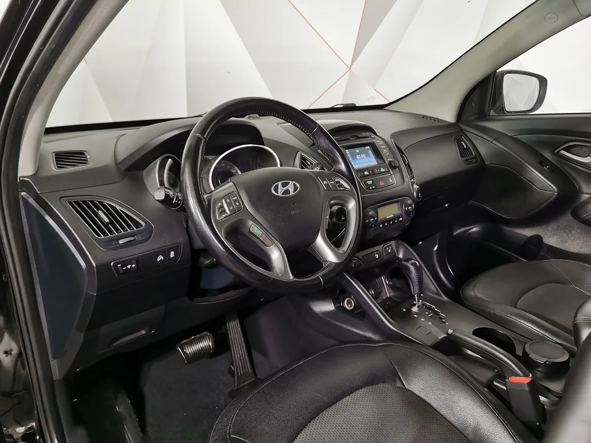 Hyundai ix35 2.0 AT (150 л.с.) Comfort Черный в АВИЛОН. Слайд №18