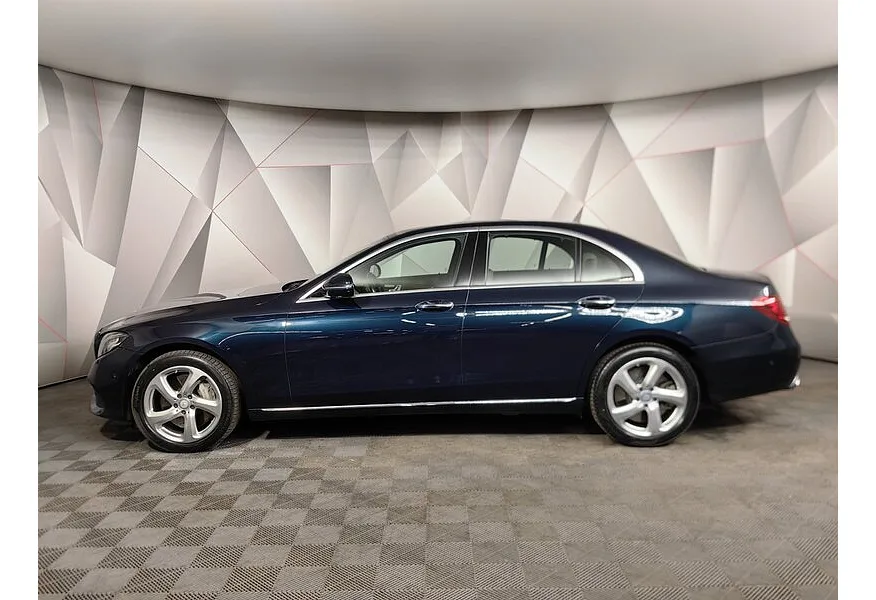 Mercedes-Benz E-Класс E 400 d 4MATIC 9G-TRONIC (333 л.с.) Luxury Зеленый в АВИЛОН. Слайд №5