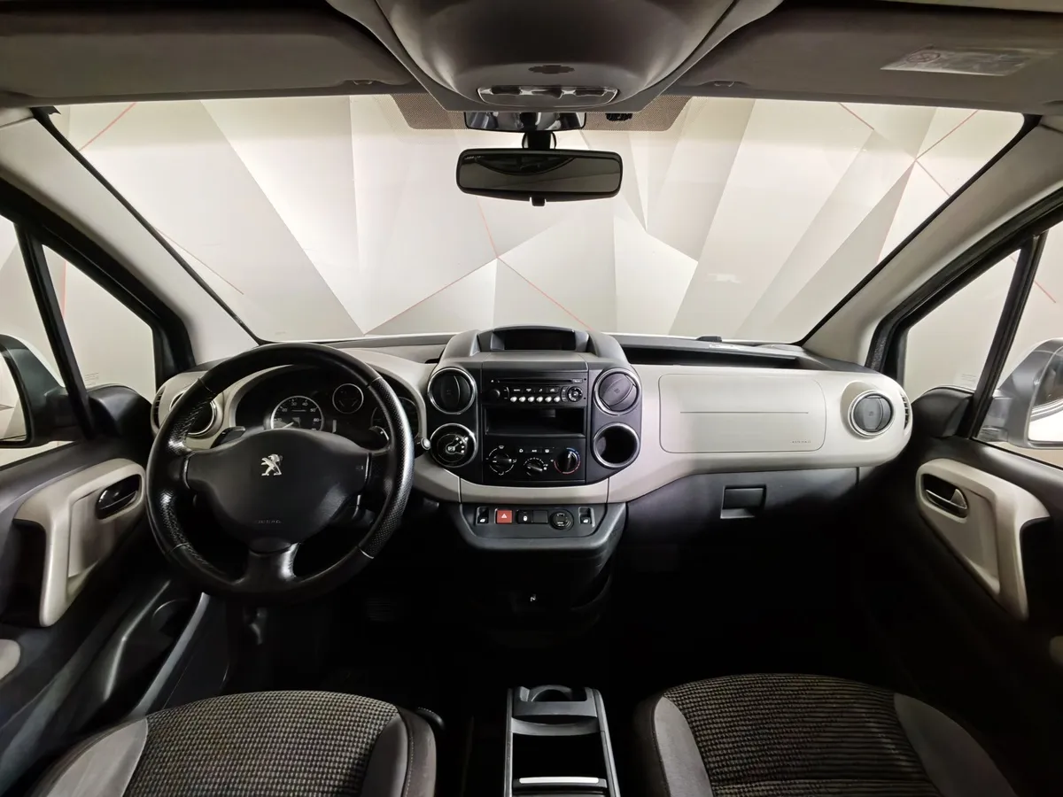 Peugeot Partner 1.6 e-HDi ETG (90 л.с.) Белый в АВИЛОН. Слайд №12