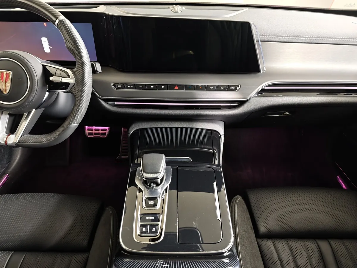 Hongqi H9 2.0 DCT RWD (245 л.с.) FL Делюкс Черный в АВИЛОН. Слайд №14