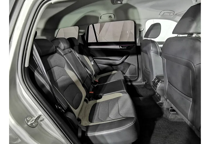 Skoda Kodiaq 1.4 TSI DSG 4X4 (150 л.с.) Коричневый в АВИЛОН. Слайд №17