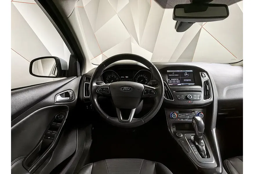 Ford Focus 1.6 PowerShift (125 л.с.) Titanium Белый в АВИЛОН. Слайд №19