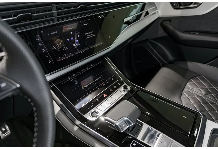 Audi Q8 3.0 TDI Tiptronic quattro (286 л.с.) Черный в АВИЛОН. Слайд №12