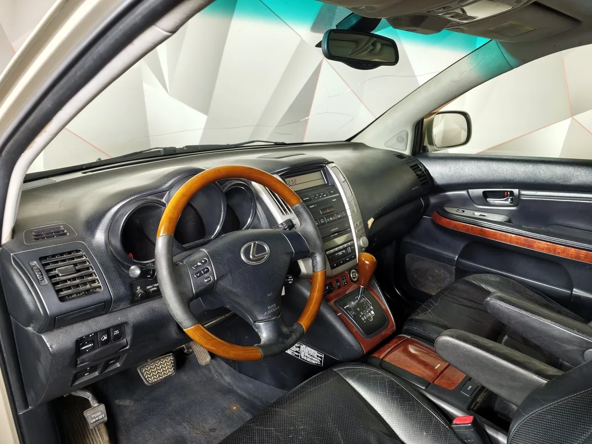 Lexus RX 300 AT 4WD (204 л.с.) Бежевый в АВИЛОН. Слайд №18