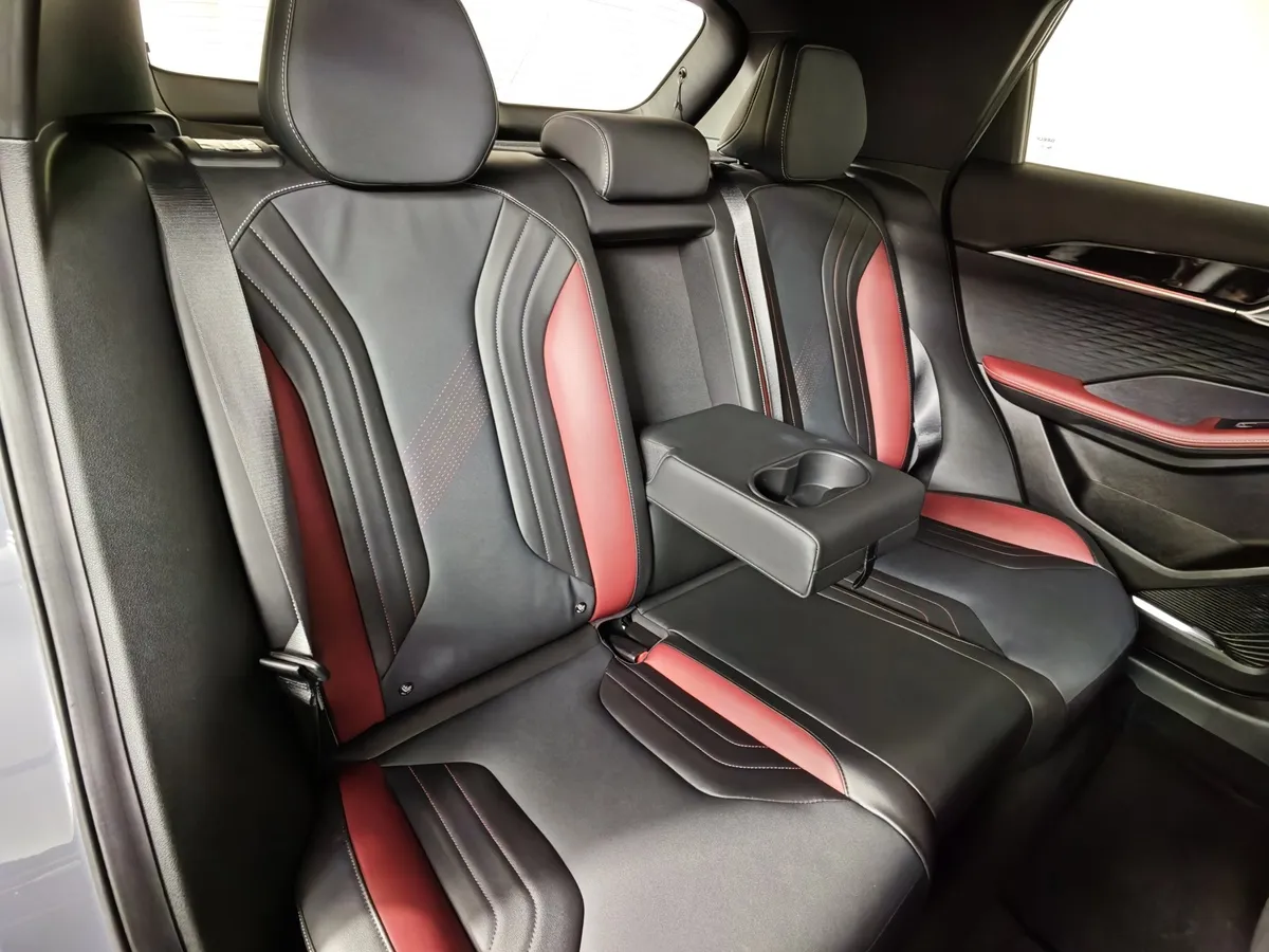 Geely Coolray 1.5T 7DCT 2WD (150 л.с.) Flagship Серый в АВИЛОН. Слайд №17