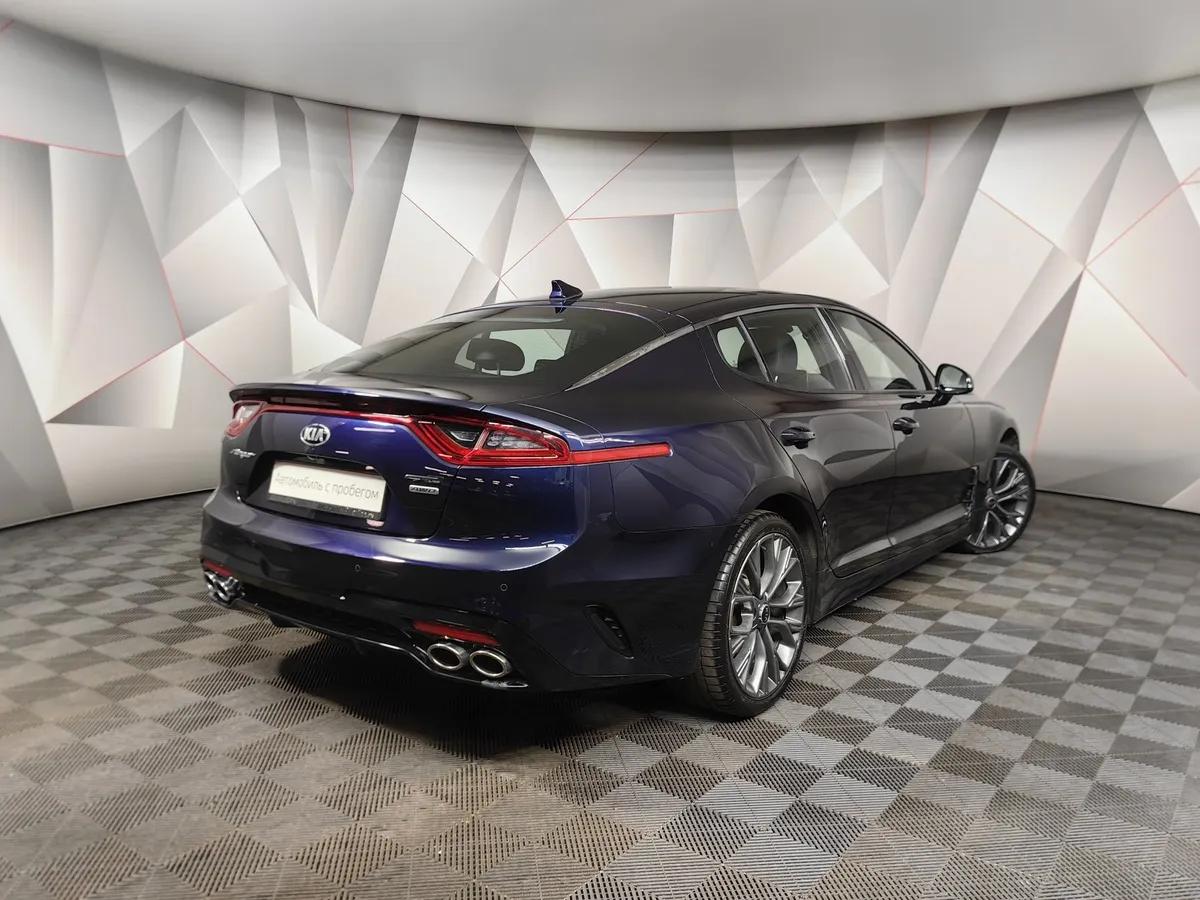 Kia Stinger 2.0 AT (247 л.с.) Comfort Синий в АВИЛОН. Слайд №2