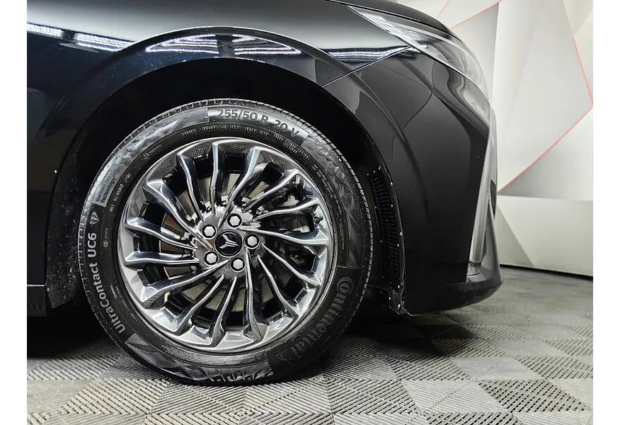 Voyah Dream EVR 1.5 AT AWD (395 л.с.) Executive Черный в АВИЛОН. Слайд №9