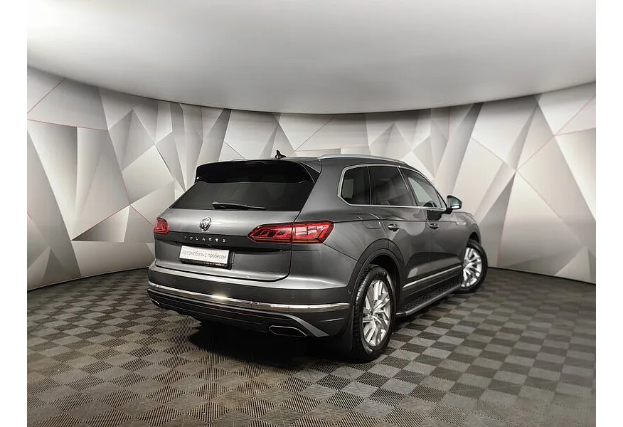 АВИЛОН - Volkswagen Touareg 2.0 TSI Tiptronic 4Motion (249 л.с.) Exclusive Серый - slide 7