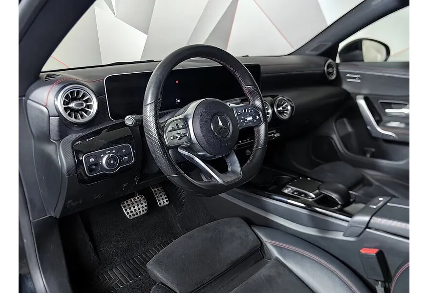 Mercedes-Benz CLA 200 7G-DCT (150 л.с.) Sport Черный в АВИЛОН. Слайд №19