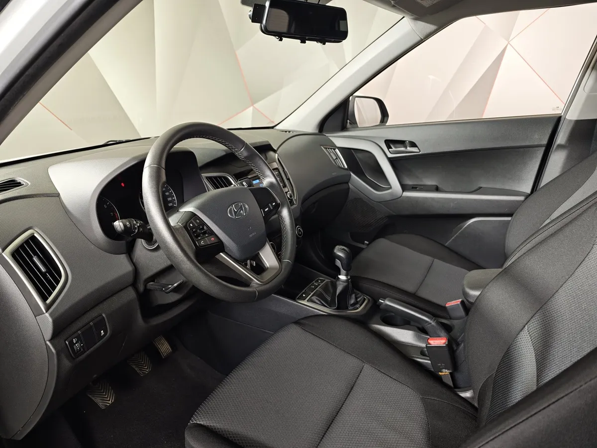 Hyundai Creta 1.6 MT AWD (121 л.с.) Comfort Белый в АВИЛОН. Слайд №19